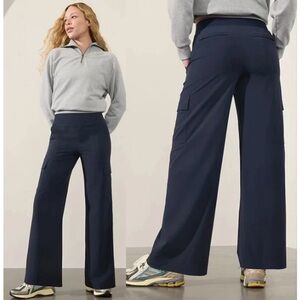 NWT Athleta Brooklyn Heights Cargo Pants Blue